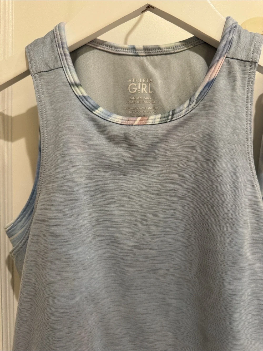 ATHLETA GIRL TANDOM TANK IN DAYDREAM BLUE & MATCHING MARBLE LEGGINGS SIZE SMALL